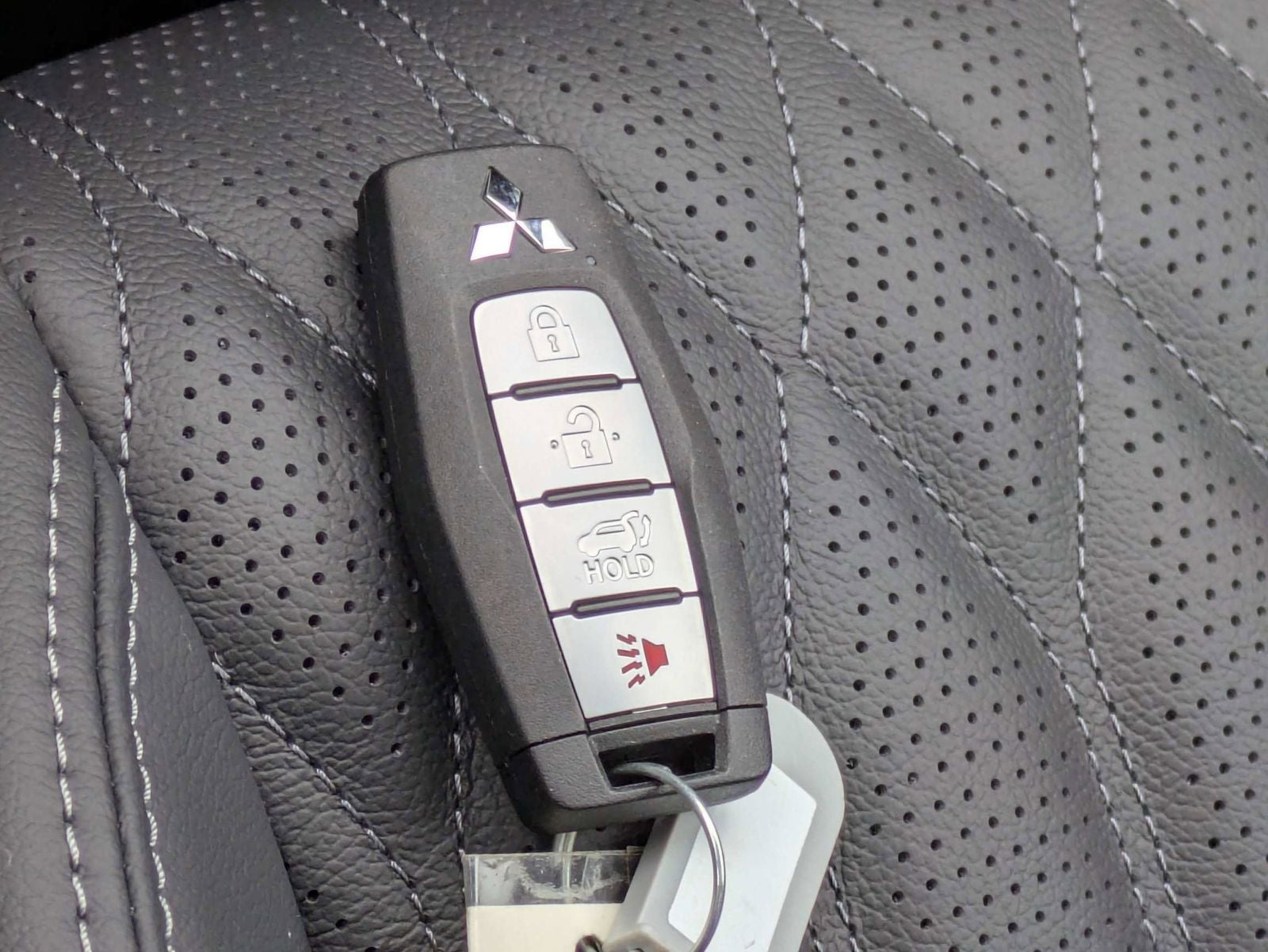 2025 Mitsubishi Outlander SEL