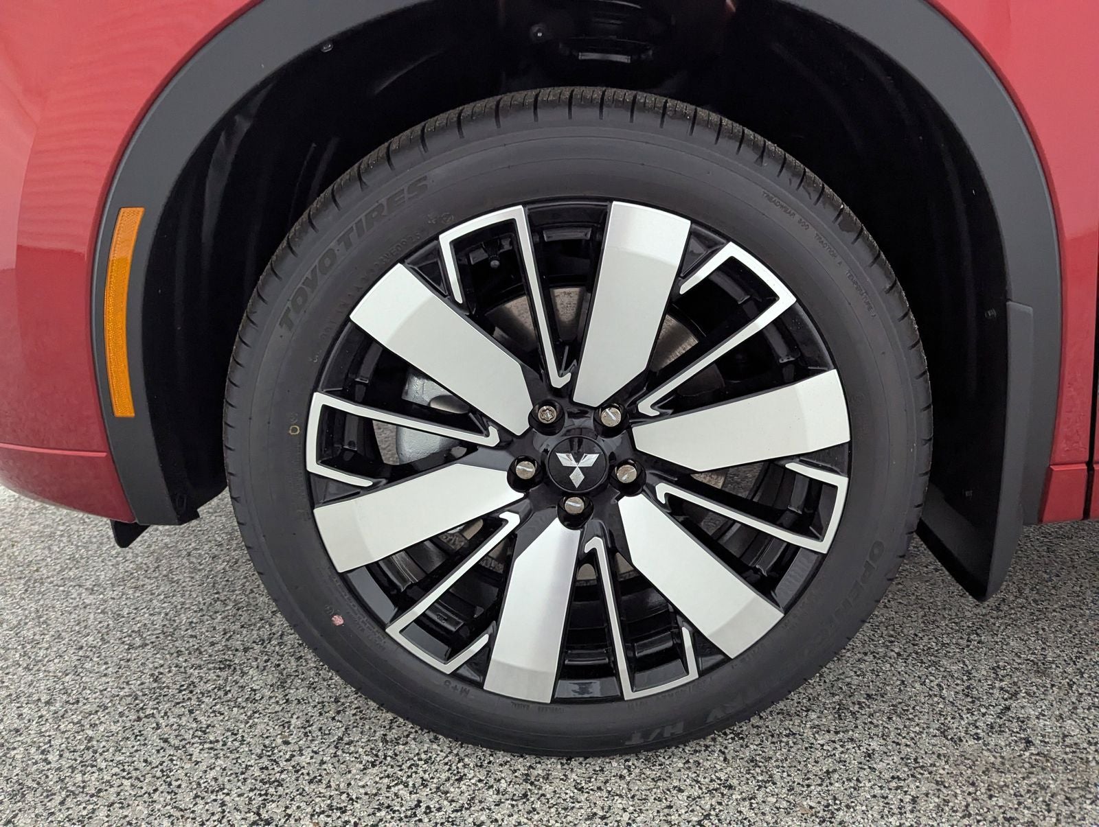 2025 Mitsubishi Outlander SEL