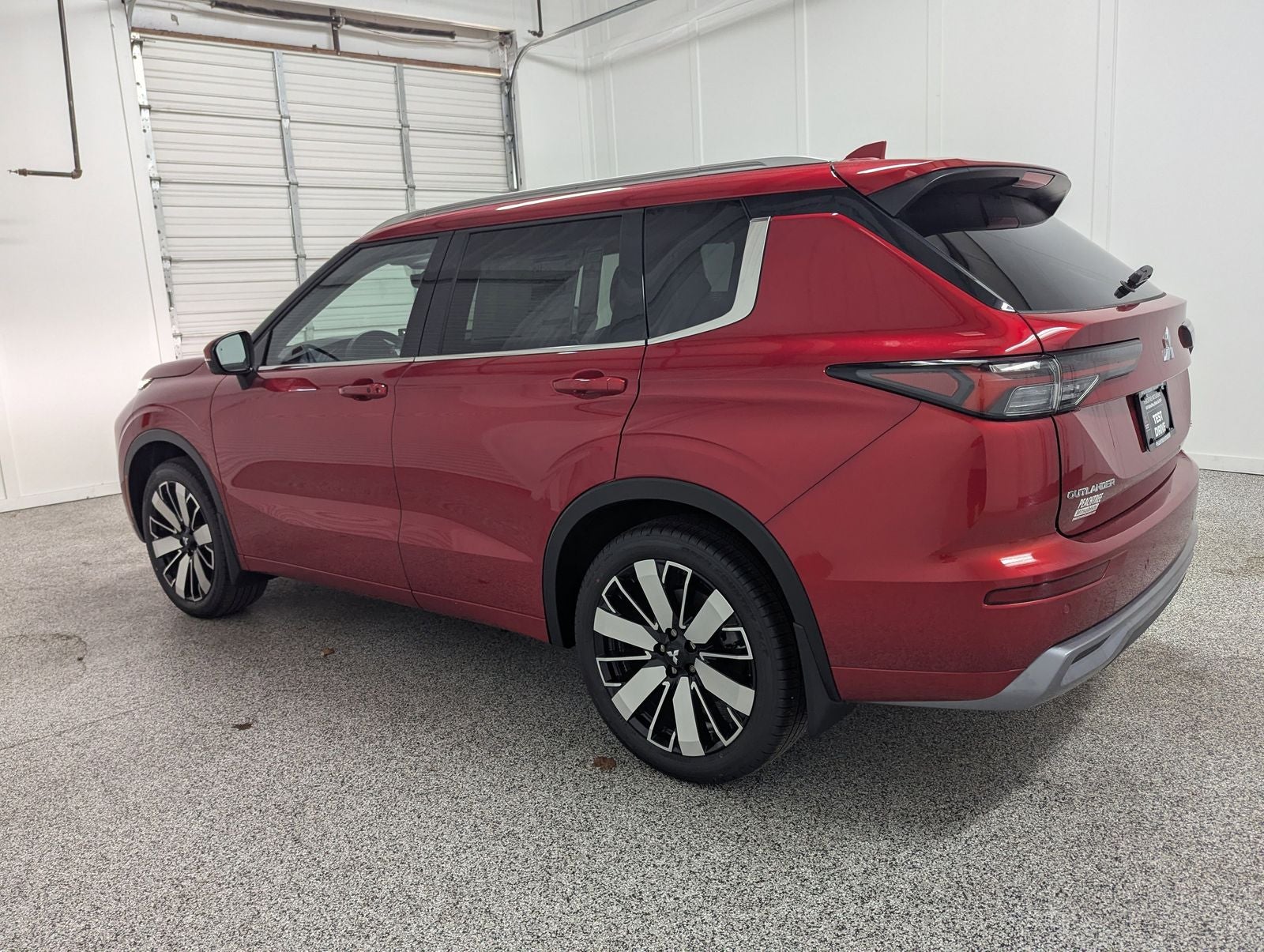 2025 Mitsubishi Outlander SEL