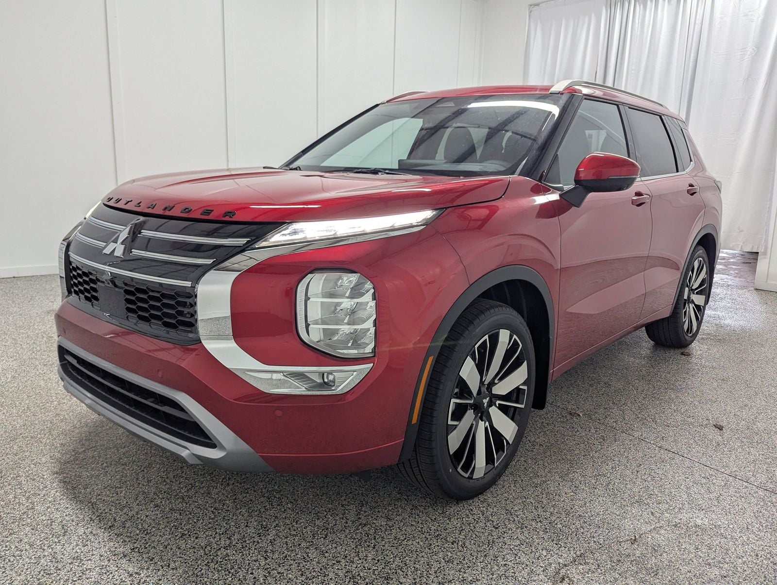 2025 Mitsubishi Outlander SEL