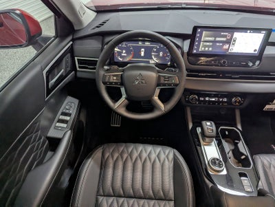 2025 Mitsubishi Outlander SEL