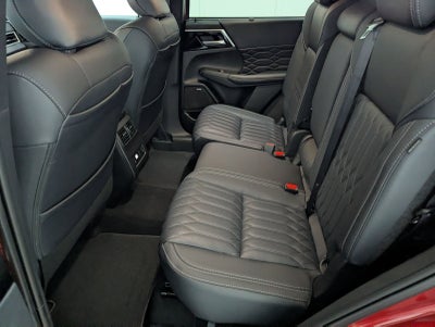 2025 Mitsubishi Outlander SEL