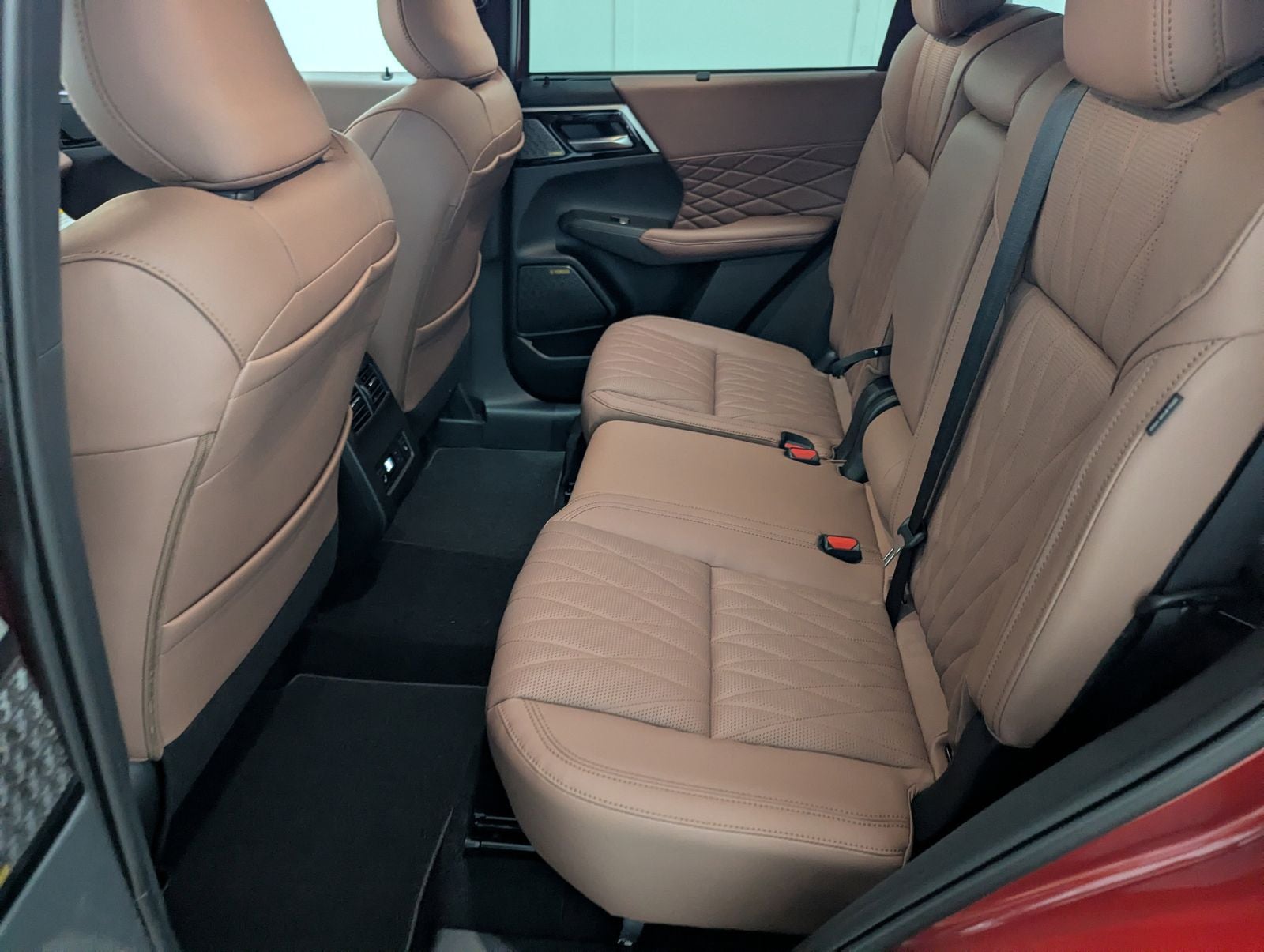 2025 Mitsubishi Outlander SEL