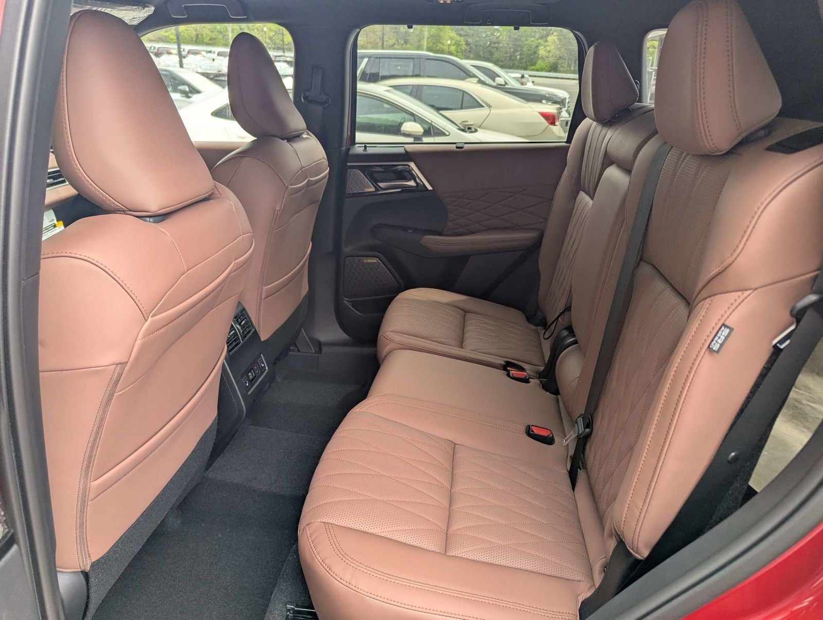 2026 Mitsubishi Outlander SEL