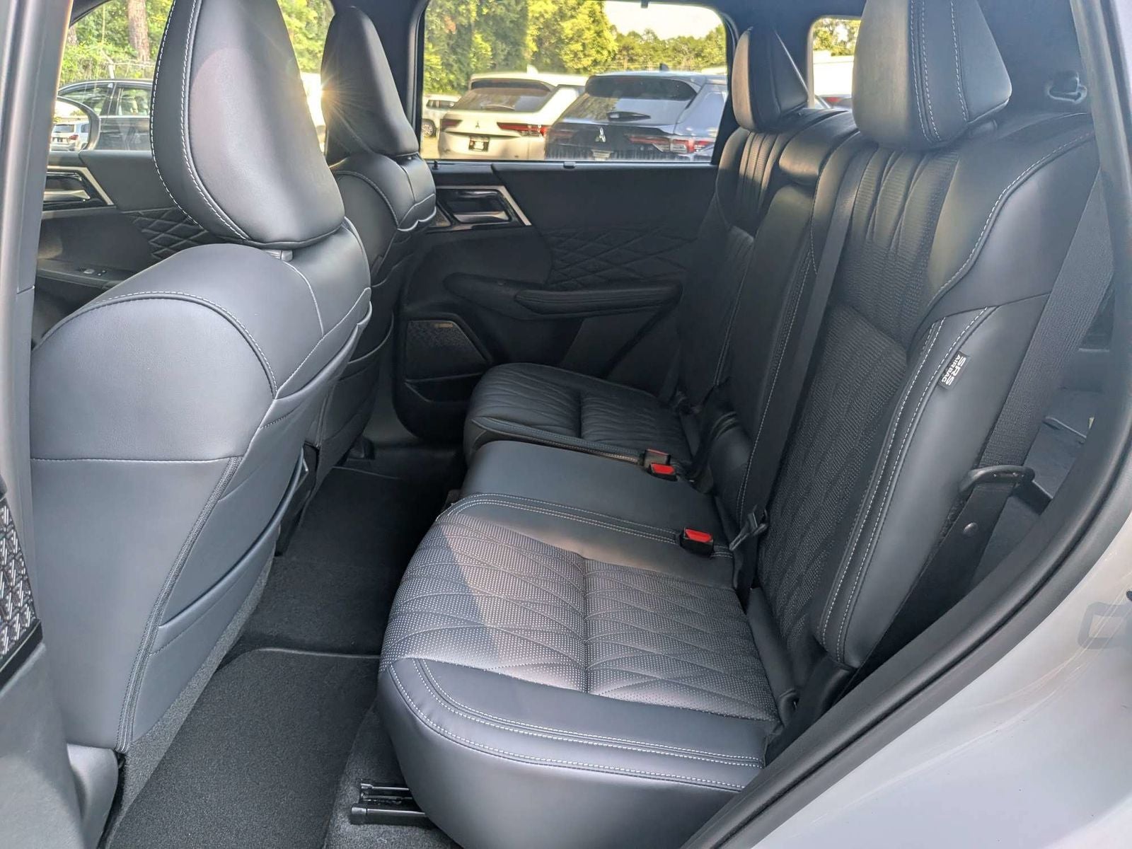 2026 Mitsubishi Outlander Black Edition