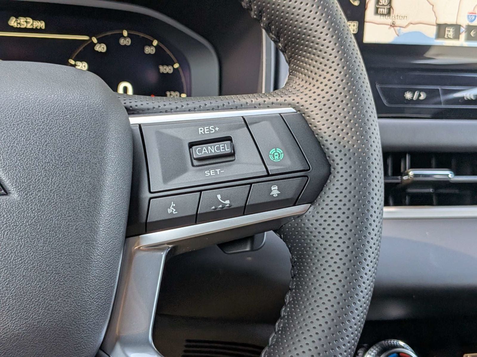 2026 Mitsubishi Outlander Black Edition
