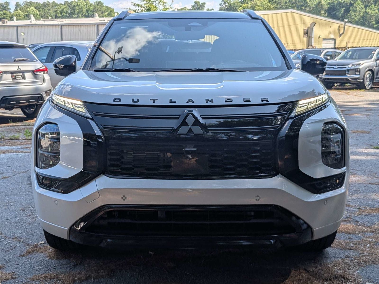 2026 Mitsubishi Outlander Black Edition