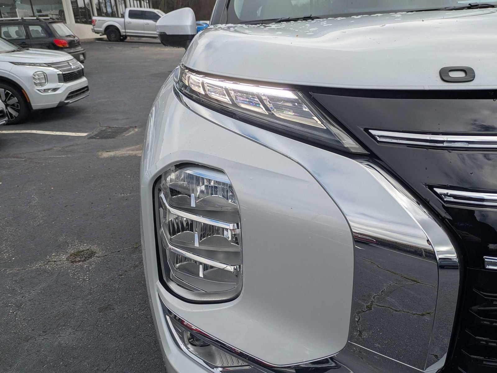 2026 Mitsubishi Outlander SEL