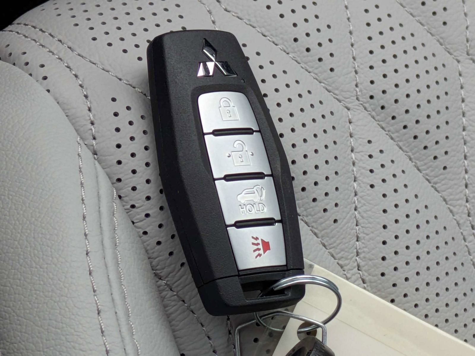 2026 Mitsubishi Outlander SEL