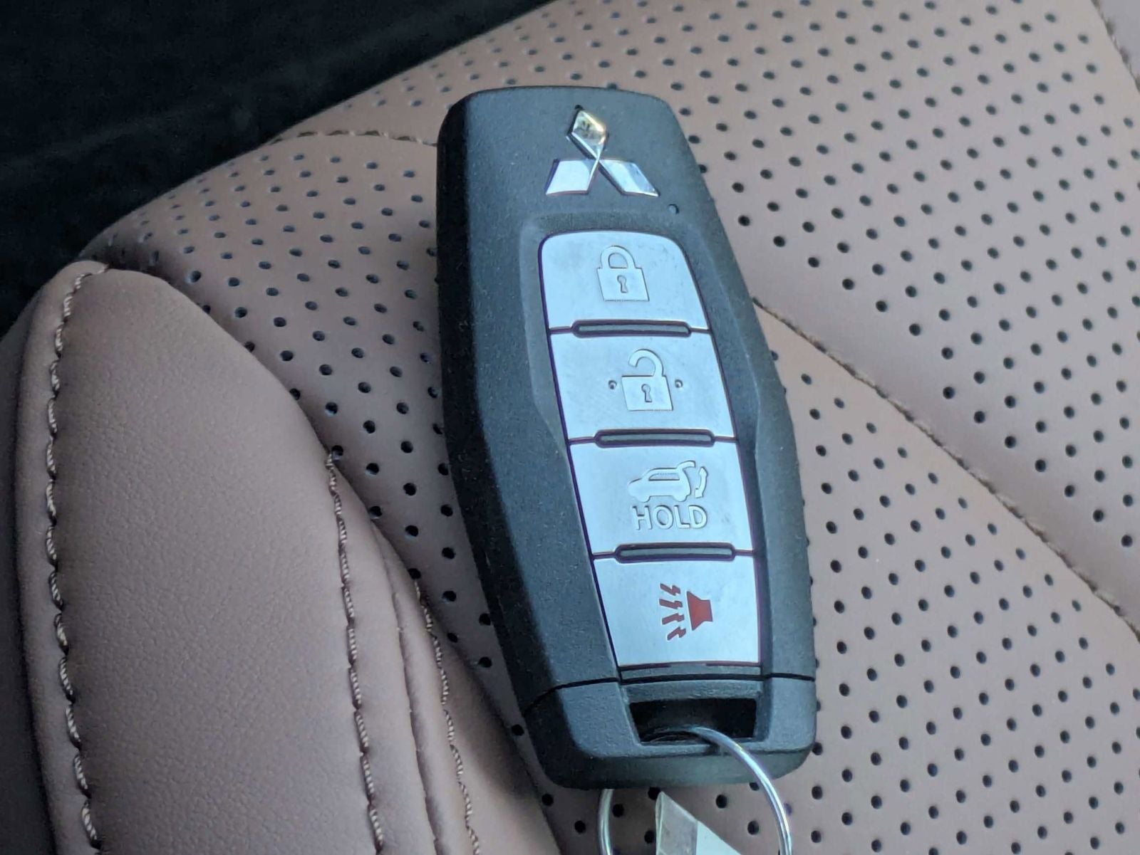 2026 Mitsubishi Outlander SEL