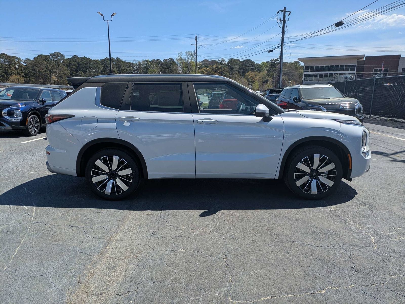 2026 Mitsubishi Outlander SEL