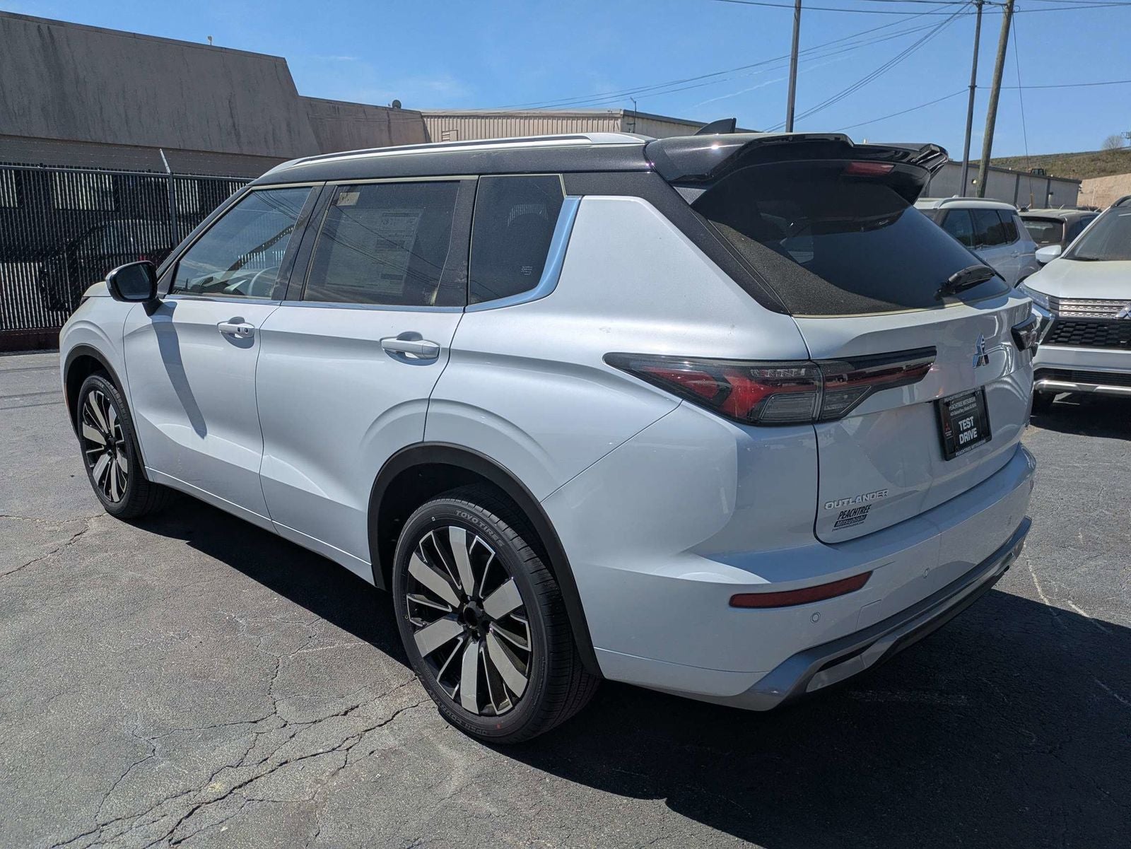 2026 Mitsubishi Outlander SEL