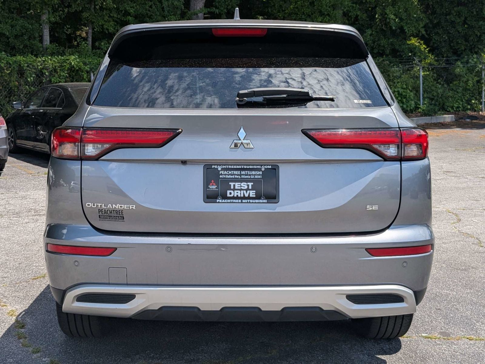 2024 Mitsubishi Outlander SE
