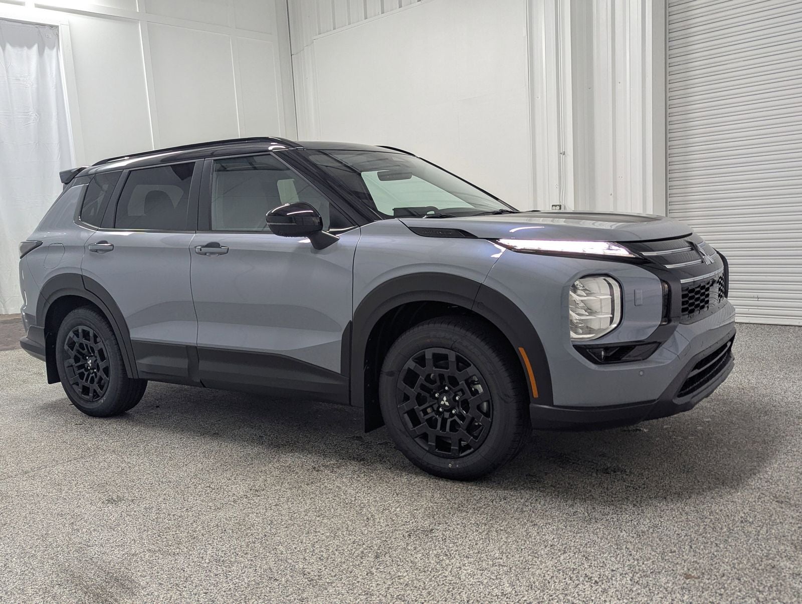 2025 Mitsubishi Outlander Trail Edition