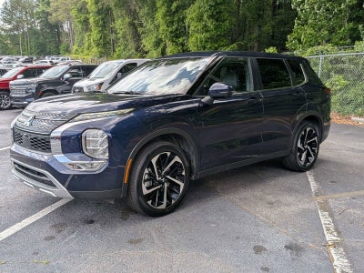 2024 Mitsubishi Outlander SE