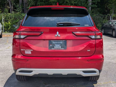 2024 Mitsubishi Outlander SE