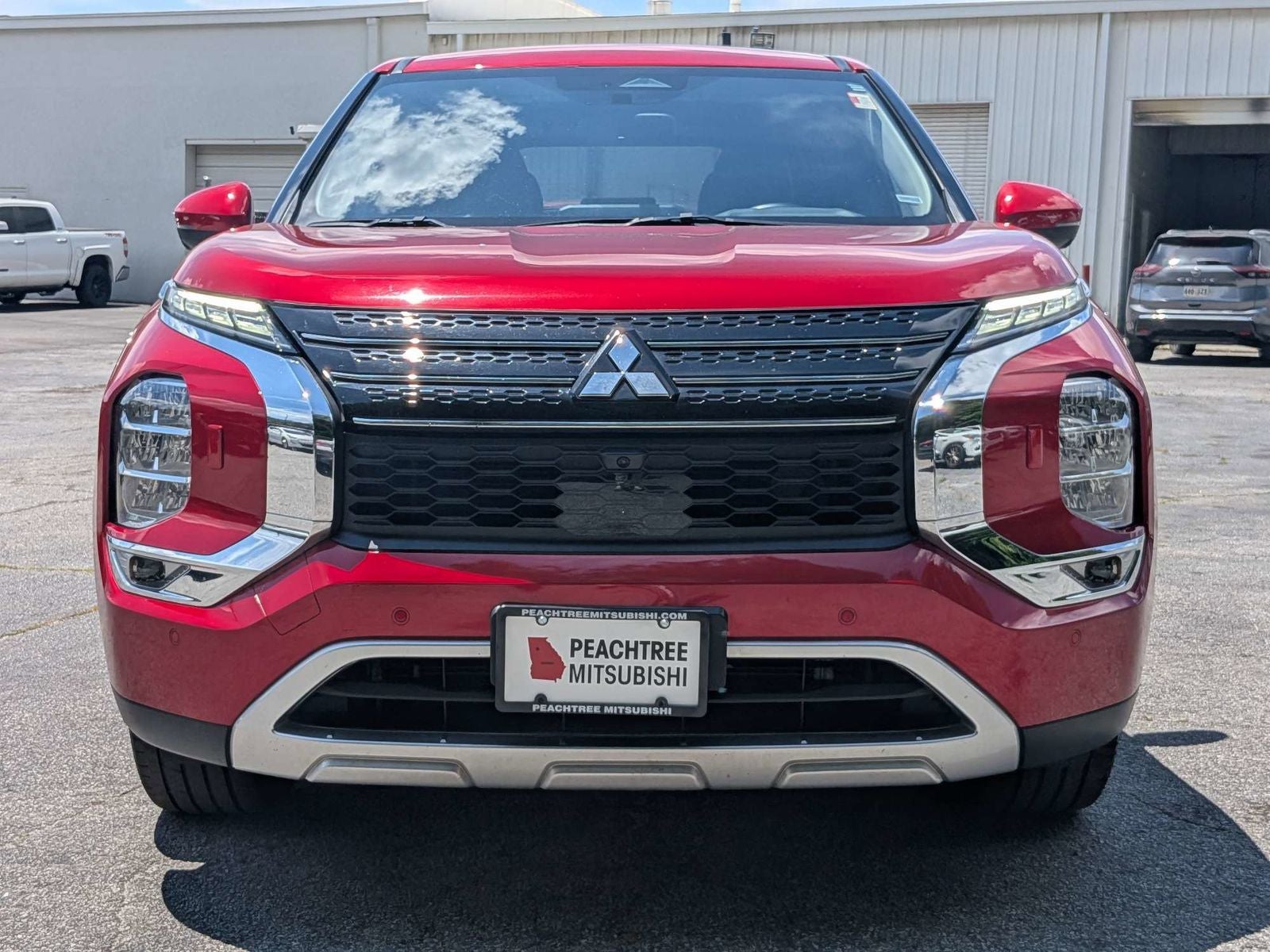 2024 Mitsubishi Outlander SE