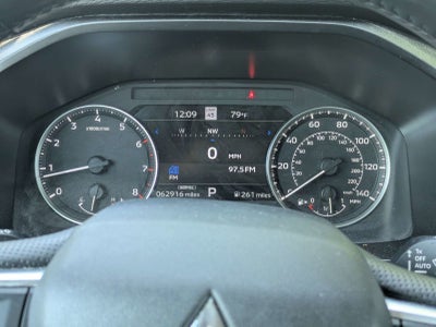 2024 Mitsubishi Outlander SE