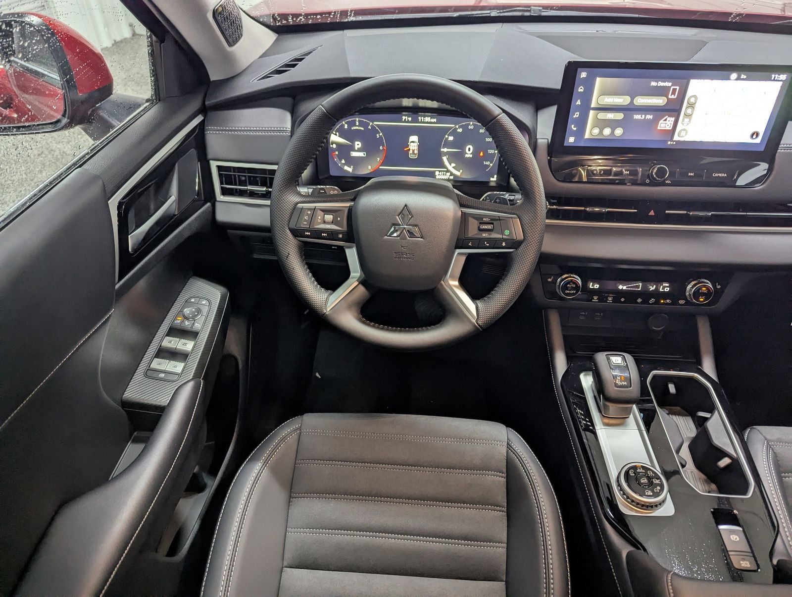 2025 Mitsubishi Outlander SE