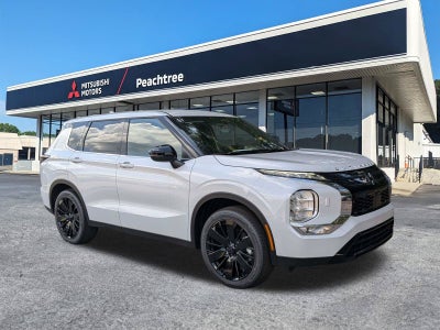 2026 Mitsubishi Outlander LE