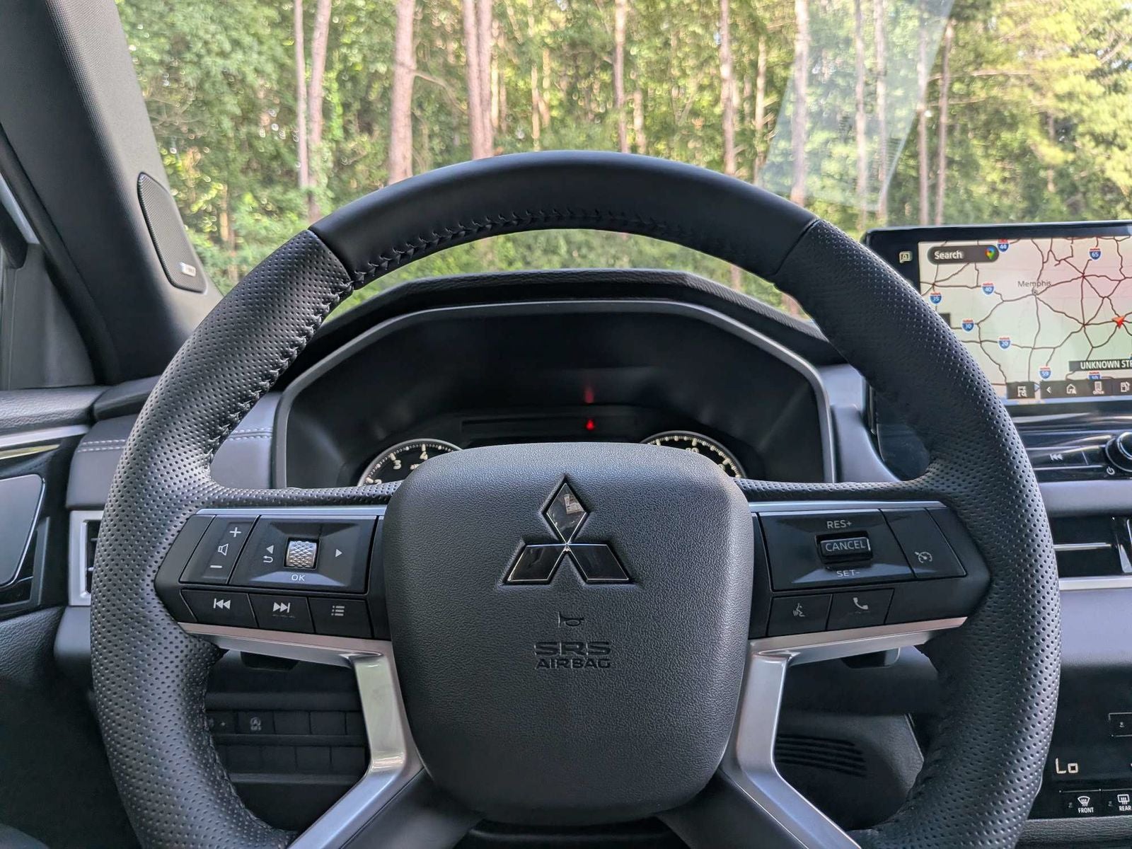 2026 Mitsubishi Outlander LE