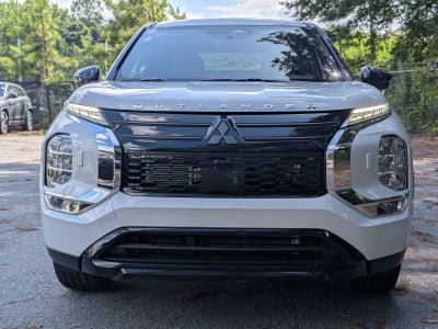 2026 Mitsubishi Outlander LE