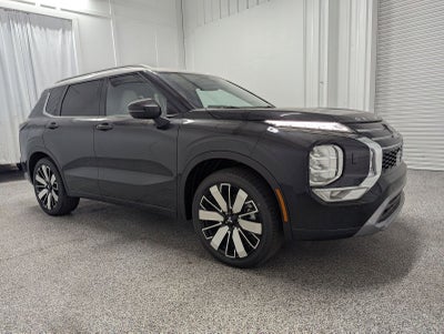 2025 Mitsubishi Outlander Platinum Edition