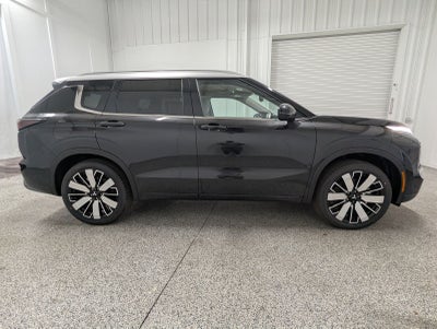 2025 Mitsubishi Outlander Platinum Edition