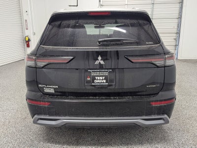 2025 Mitsubishi Outlander Platinum Edition