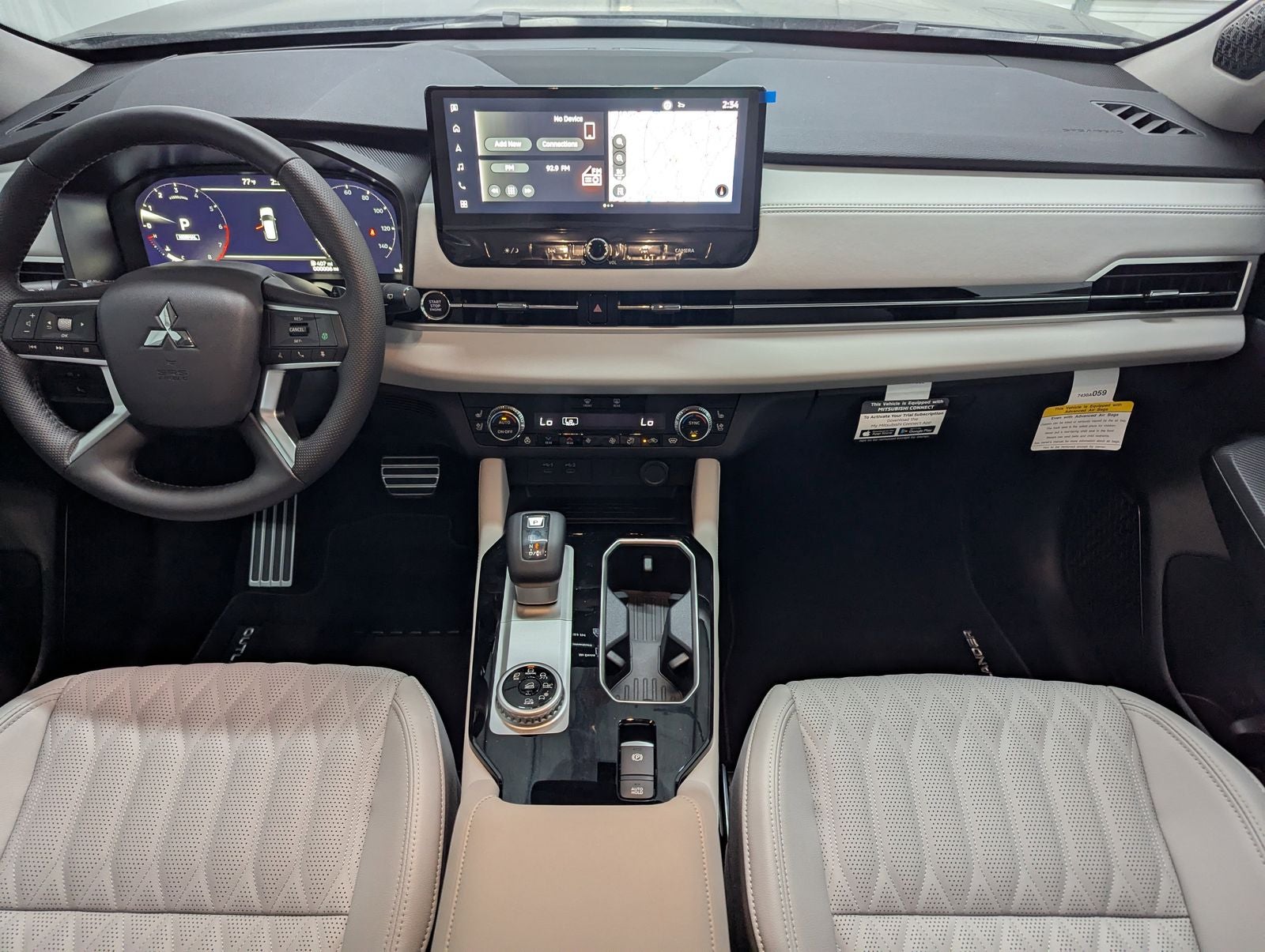 2025 Mitsubishi Outlander Platinum Edition