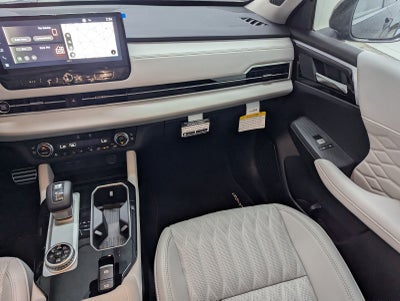 2025 Mitsubishi Outlander Platinum Edition
