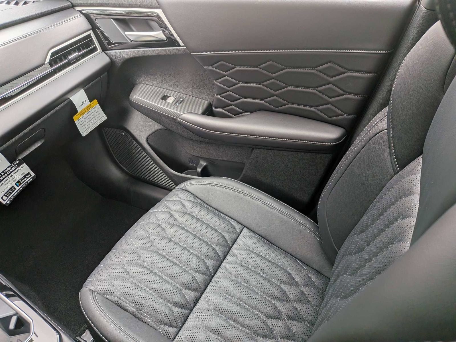 2025 Mitsubishi Outlander SEL