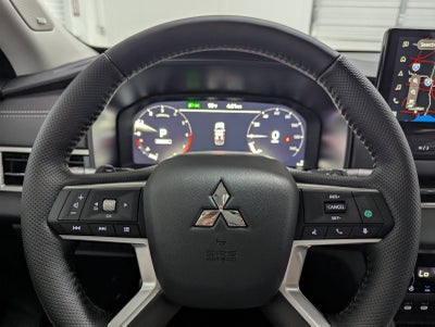 2025 Mitsubishi Outlander SEL