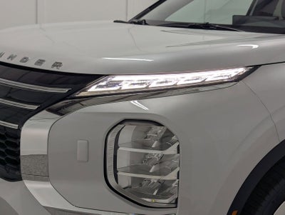 2025 Mitsubishi Outlander SEL