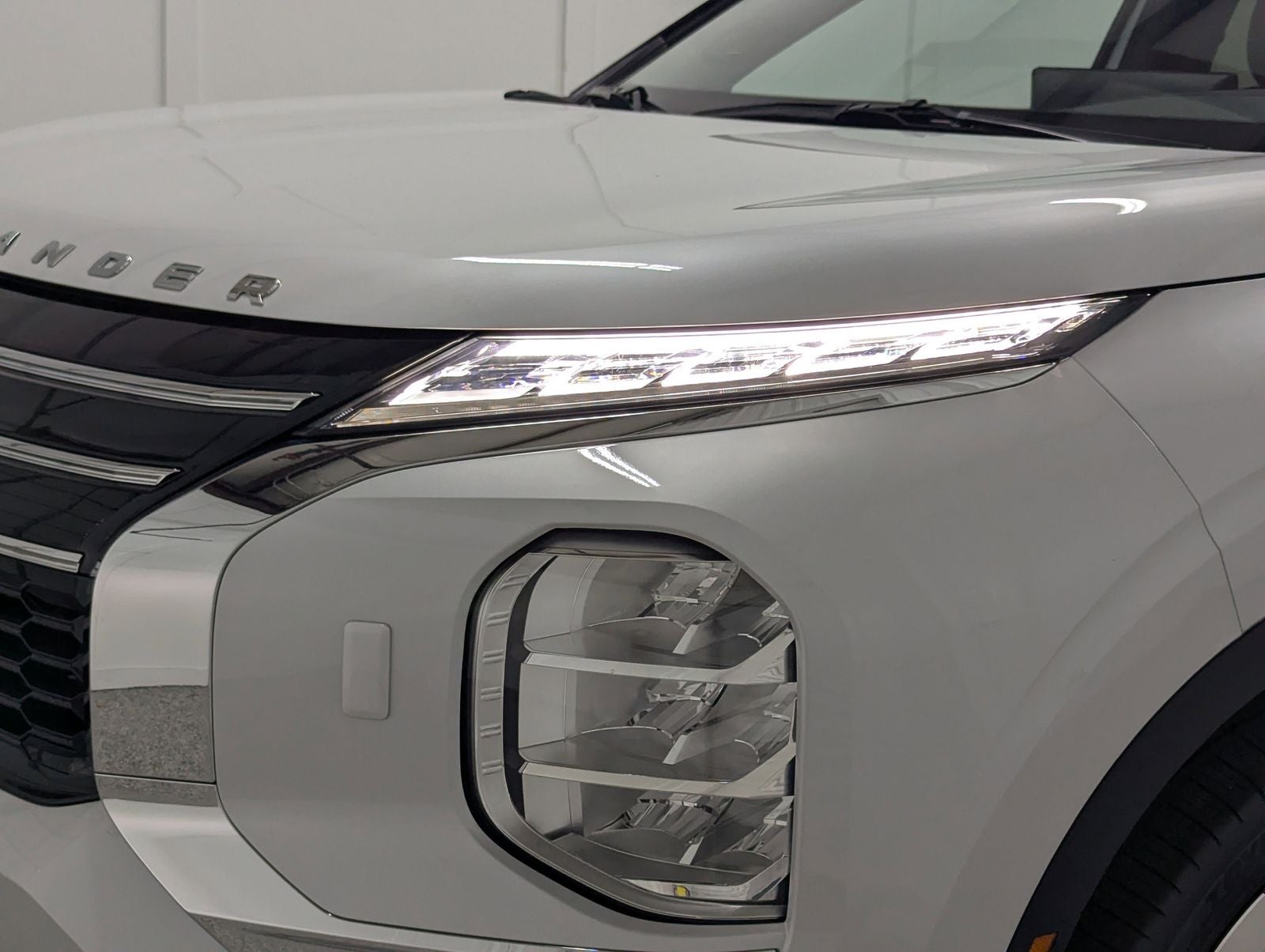 2025 Mitsubishi Outlander SEL