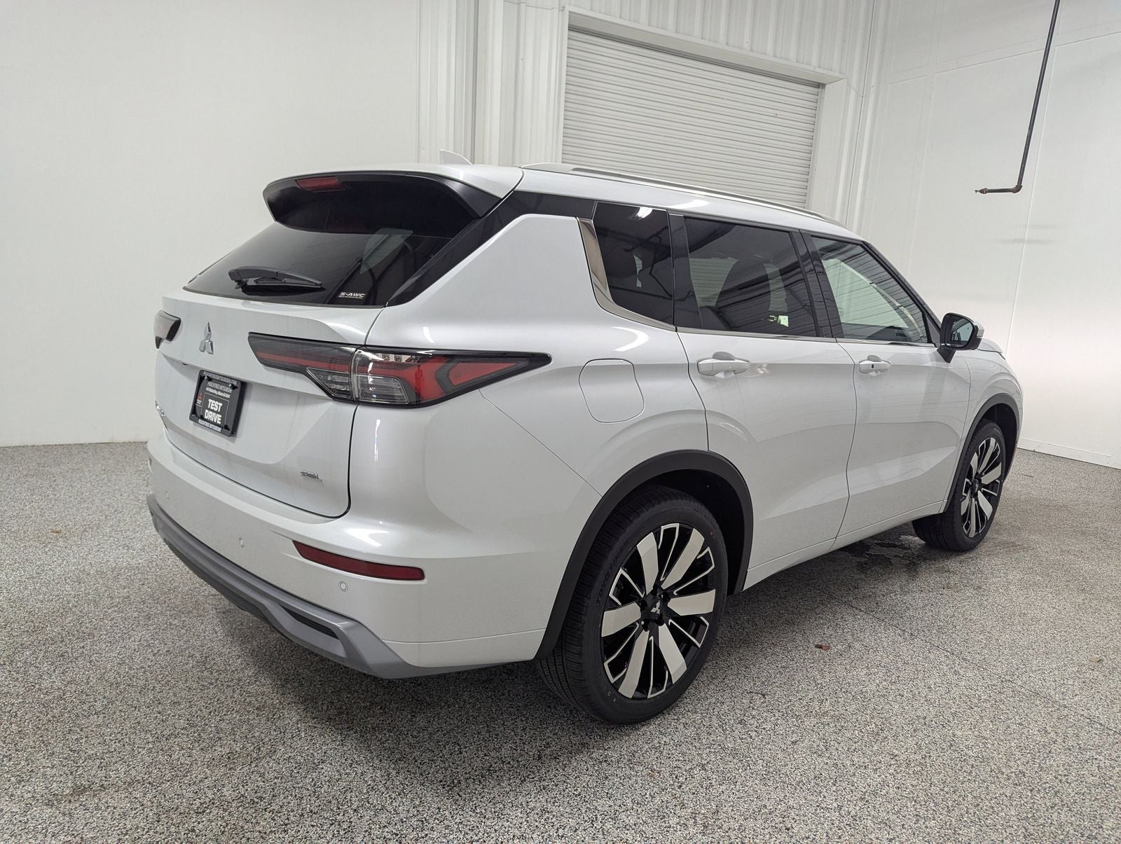 2025 Mitsubishi Outlander SEL