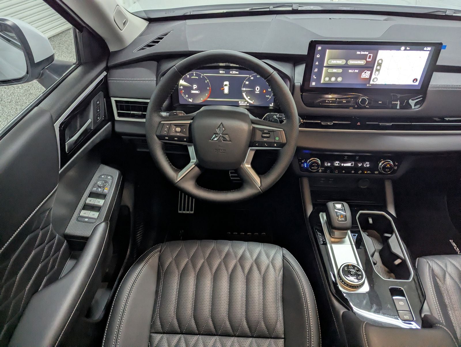2025 Mitsubishi Outlander SEL