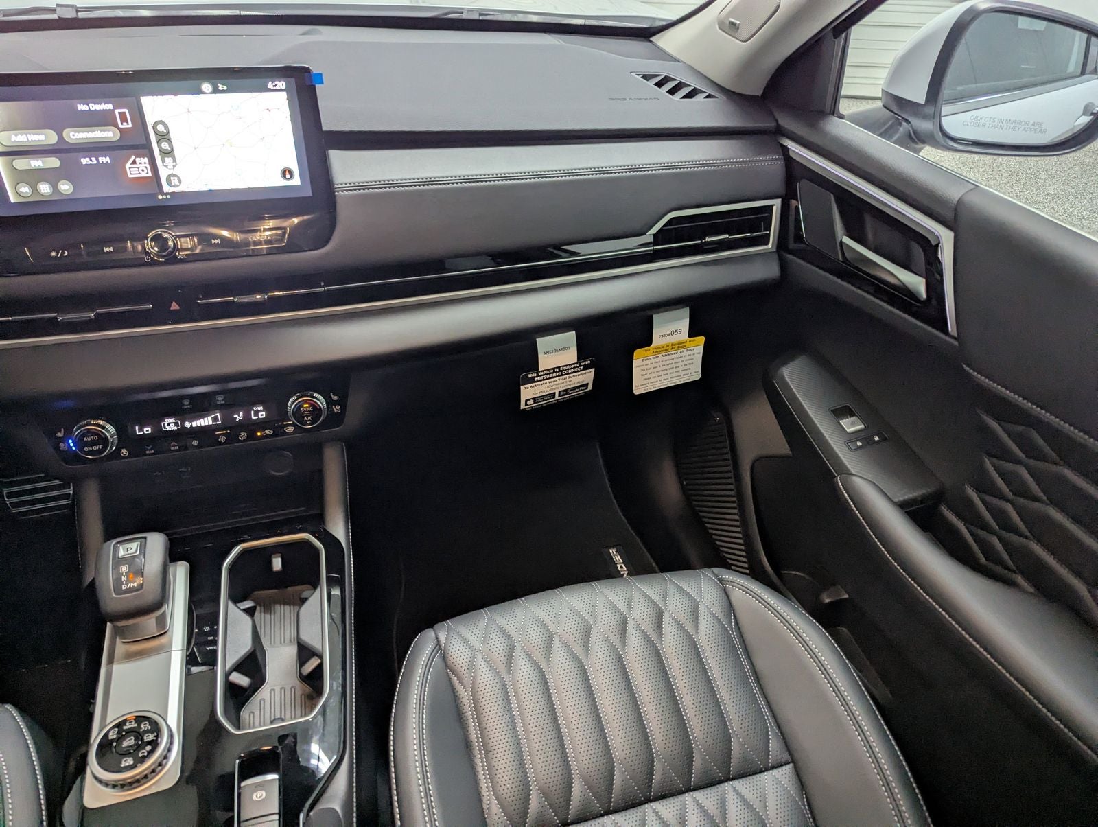 2025 Mitsubishi Outlander SEL