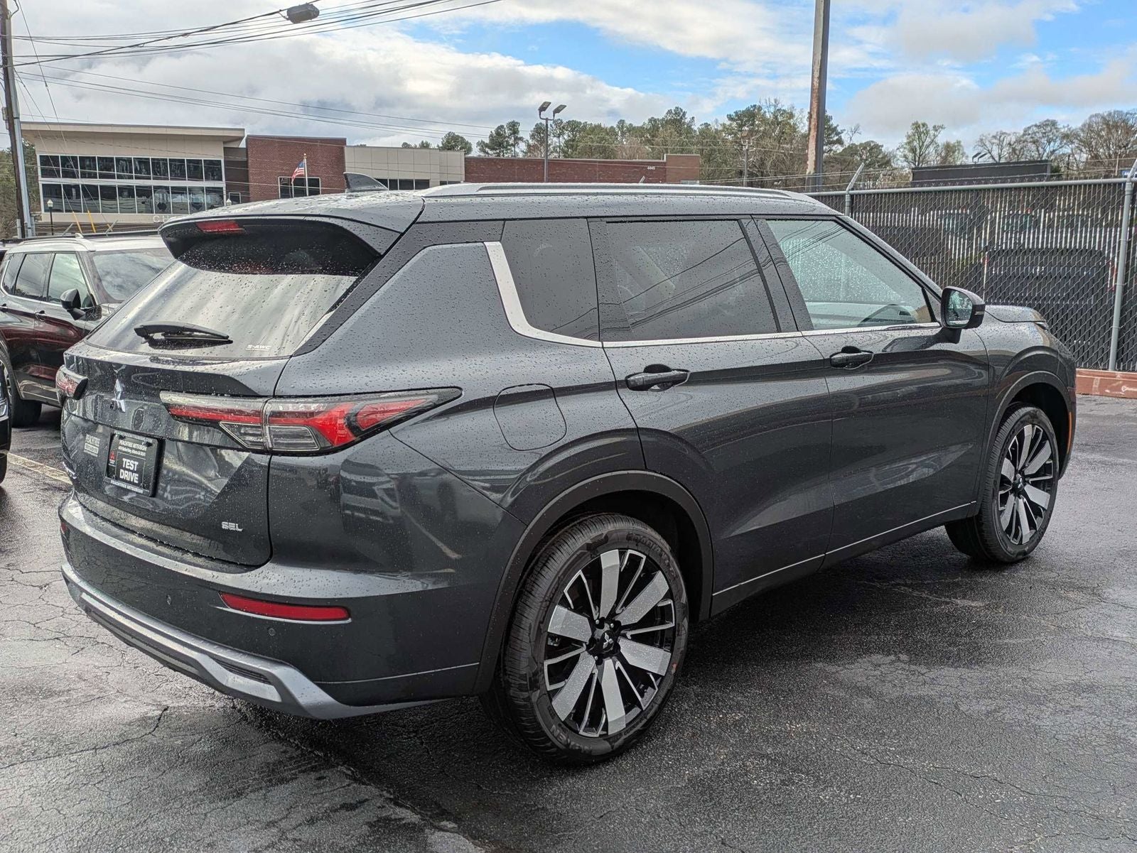 2026 Mitsubishi Outlander SEL