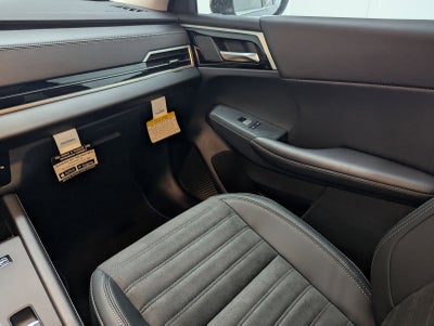 2025 Mitsubishi Outlander PHEV SE