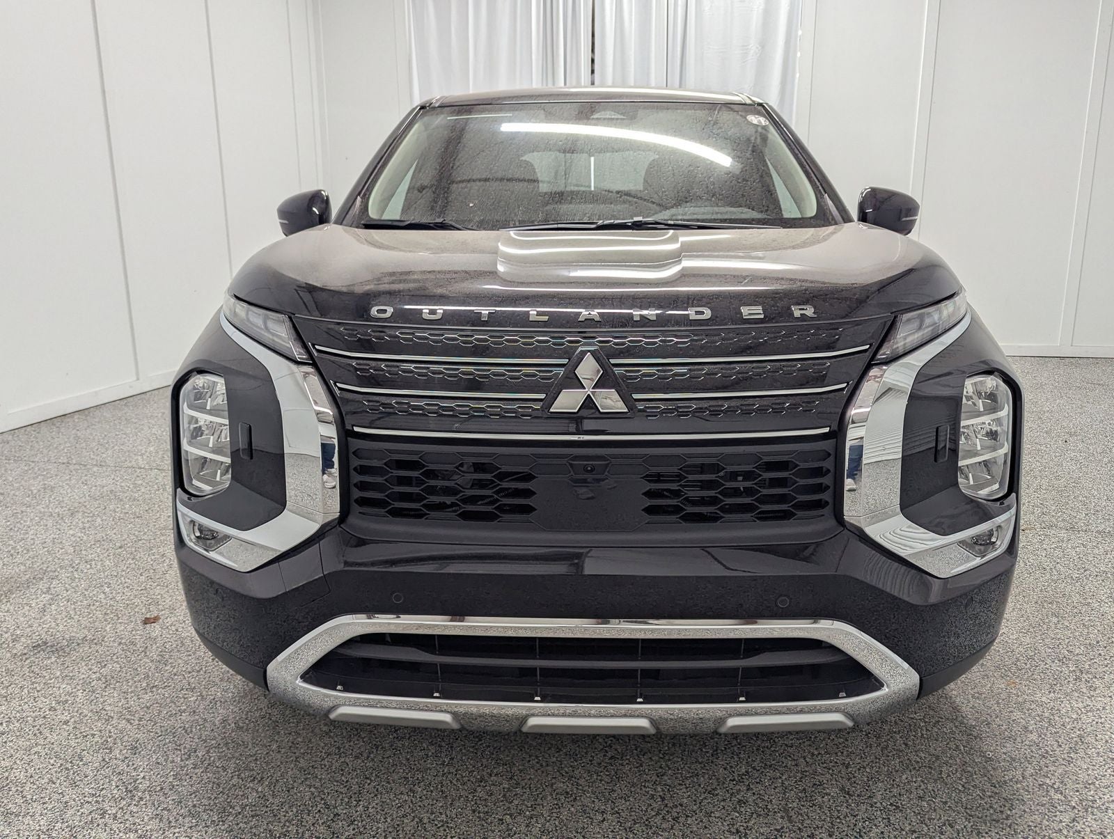 2025 Mitsubishi Outlander PHEV SE