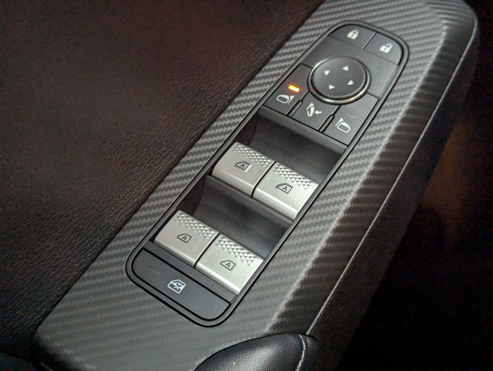 2025 Mitsubishi Outlander PHEV SE