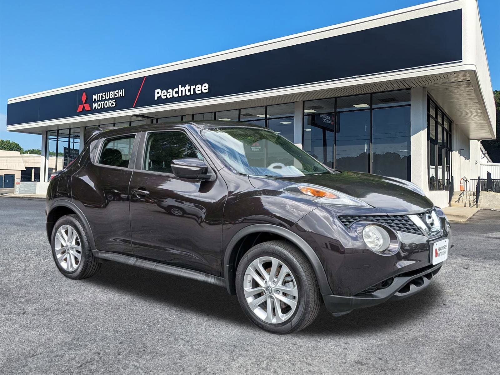 2016 Nissan Juke S FWD CVT's photo