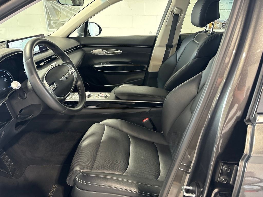 2025 Genesis GV70 2.5T