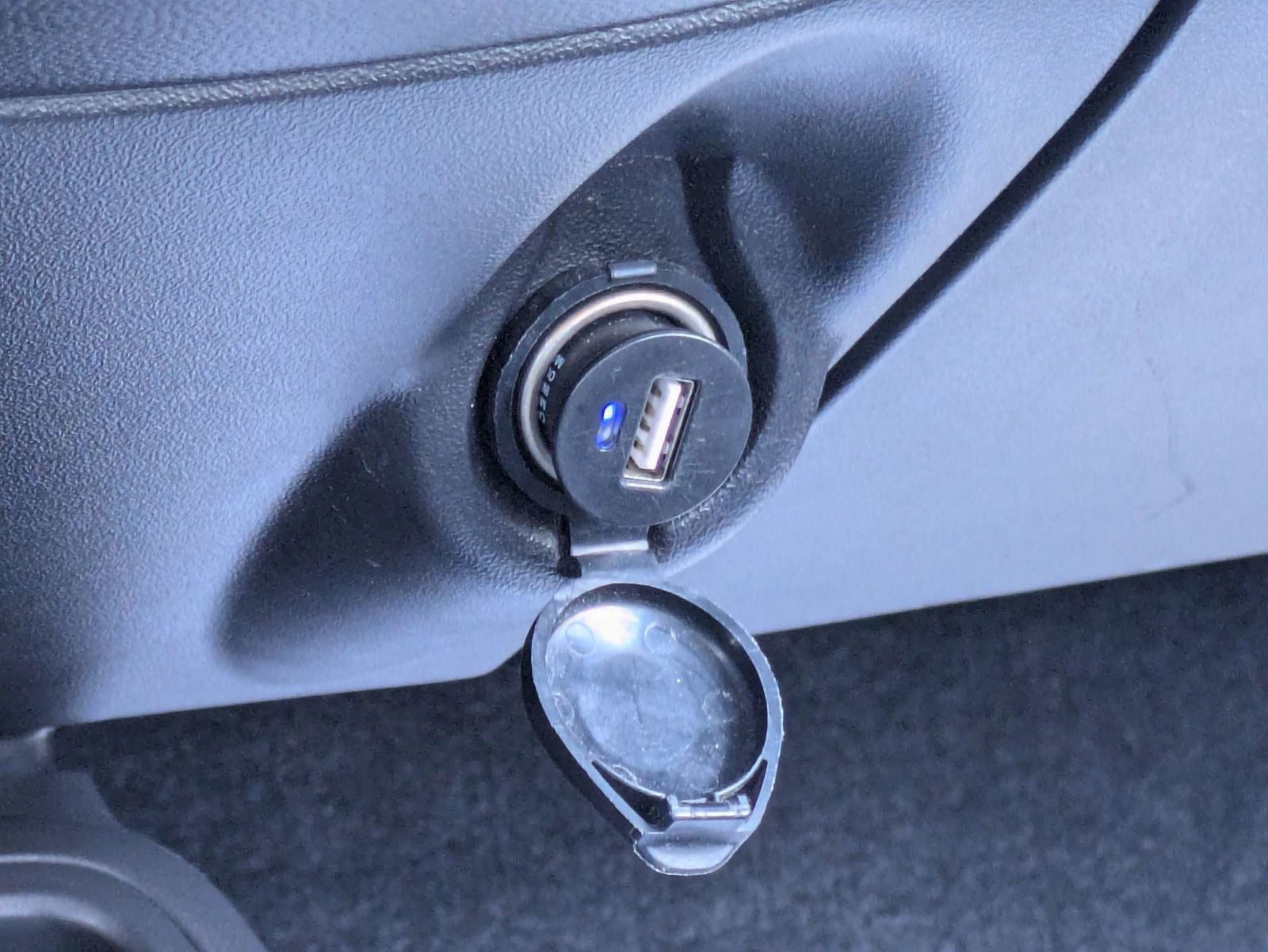 2018 Mitsubishi Mirage ES
