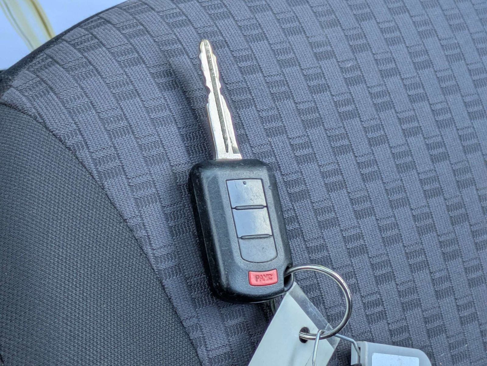 2018 Mitsubishi Mirage ES