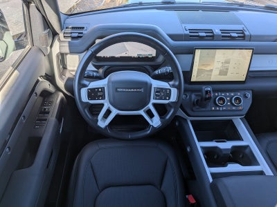 2025 Land Rover Defender 110 S
