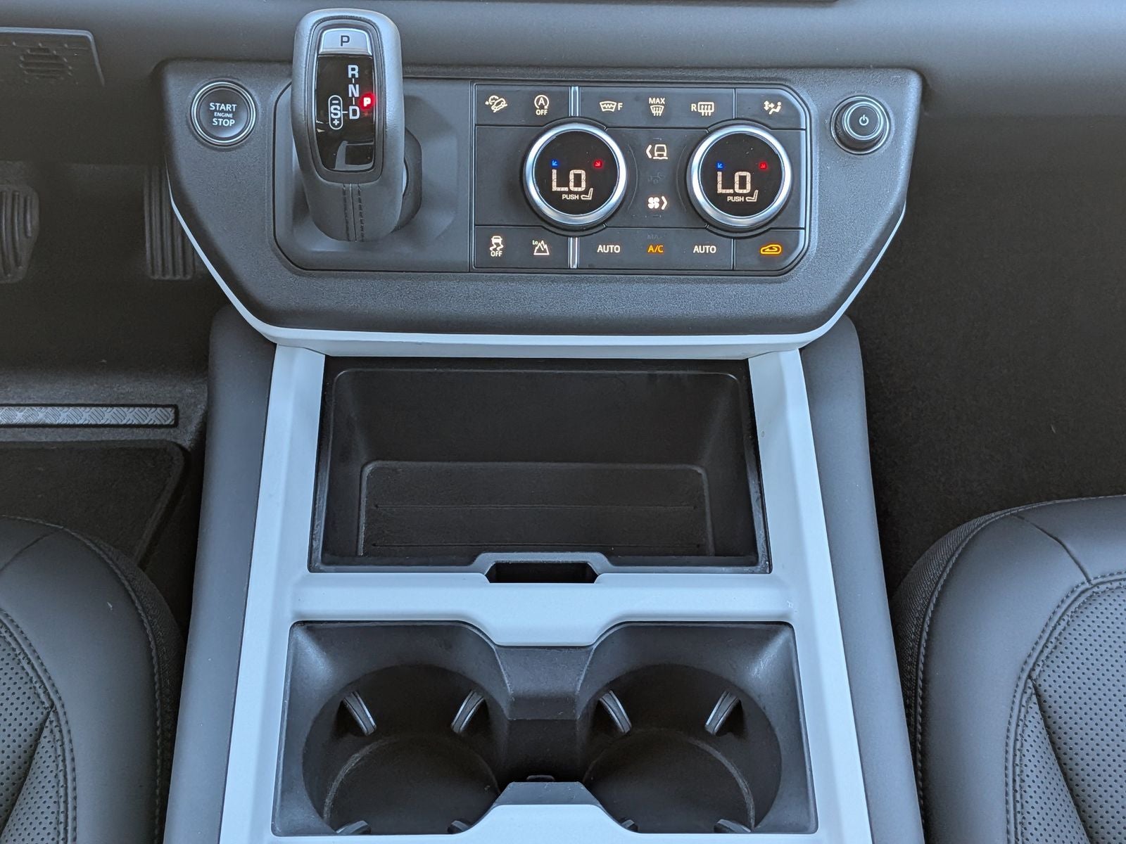 2025 Land Rover Defender 110 S