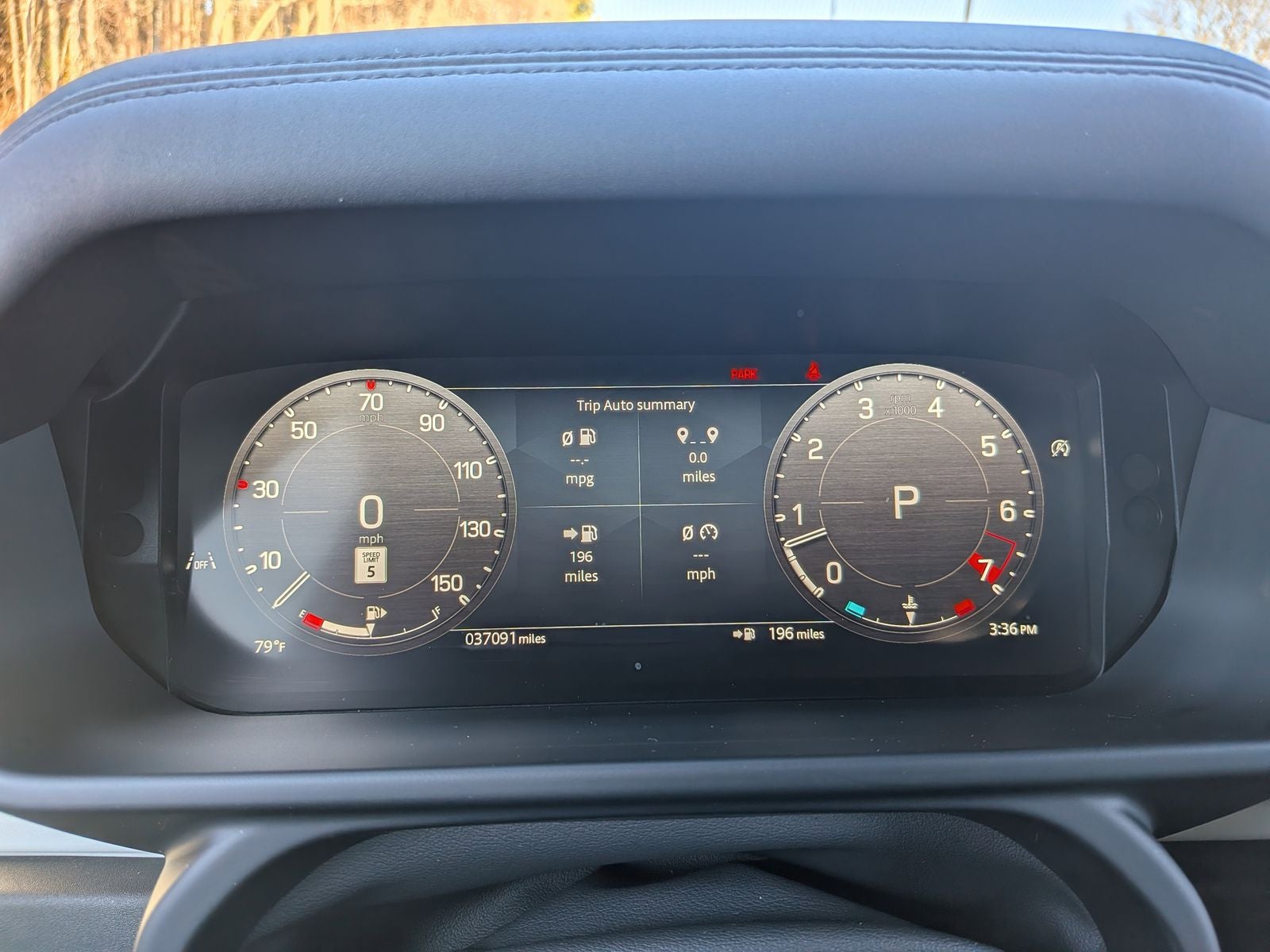 2025 Land Rover Defender 110 S
