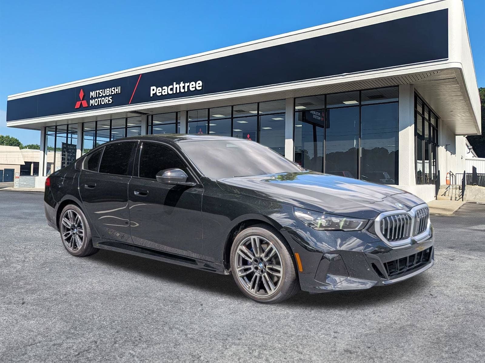2025 BMW 5 Series 530i